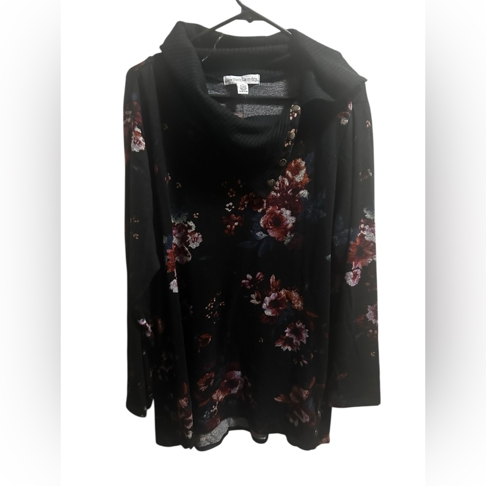 New York Laundry Black Floral Button Cowl Neck size 2X NWOT